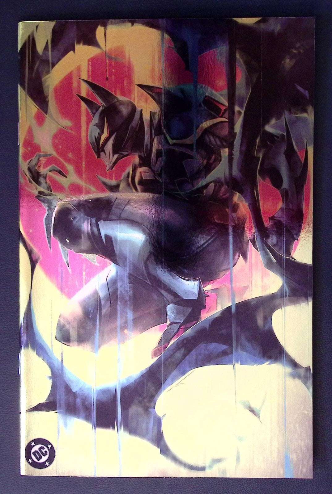 IMMORTAL LEGEND BATMAN #1 IVAN TAO NYCC FOIL VIRGIN VARIANT