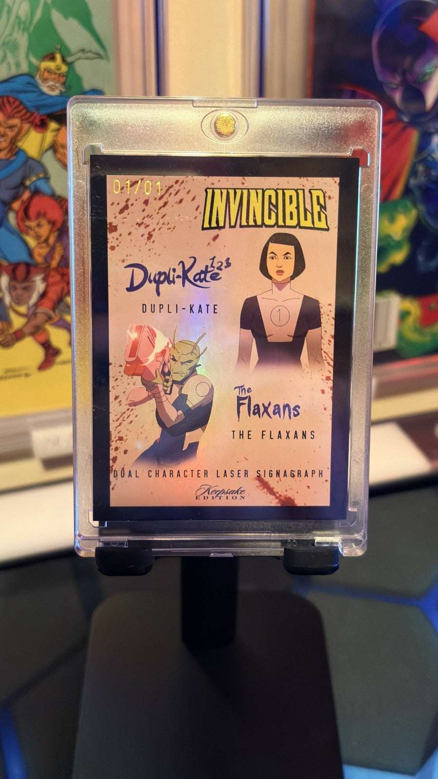 INVINCIBLE Laser Signagraph Dupli-Kate /The Flaxans 1/1 225 Graded Comic Cards UK | PSA 10 & CGC Marvel Cards For Sale Redsters Comics Redsters Comics