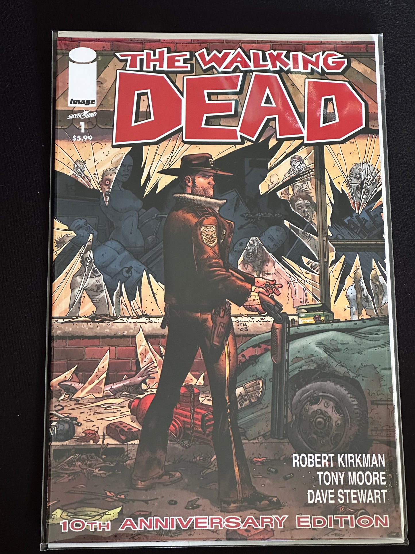 THE WALKING DEAD #1 10th ANNIVERSARY EDITION NM